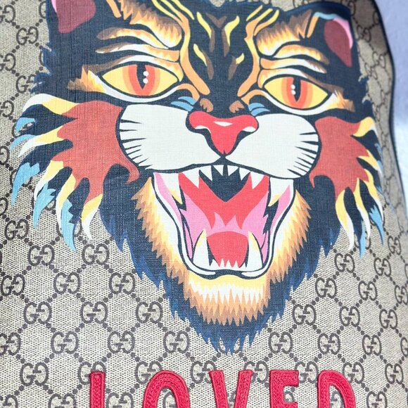 Gucci GG Logo Supreme Tiger Printed Backpack - Picture 7 of 9